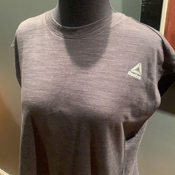 Reebok Elements Marble sleeveless marked dark gray top, NWT, small - Picture 6 of 9